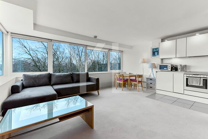 2 Bedroom Flat To Rent In Aragon Tower, George Beard Road, Deptford, SE8