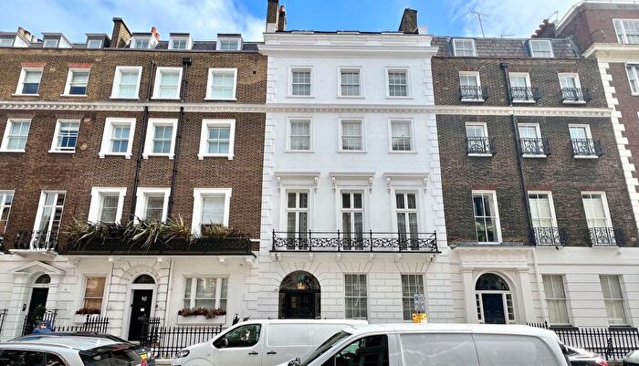 1 Bedroom Flat To Rent In Wimpole Street, London, W1G