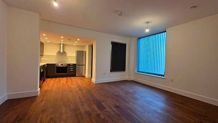 1 Bedroom Flat To Rent In Flat, Green Lane, London, SW16