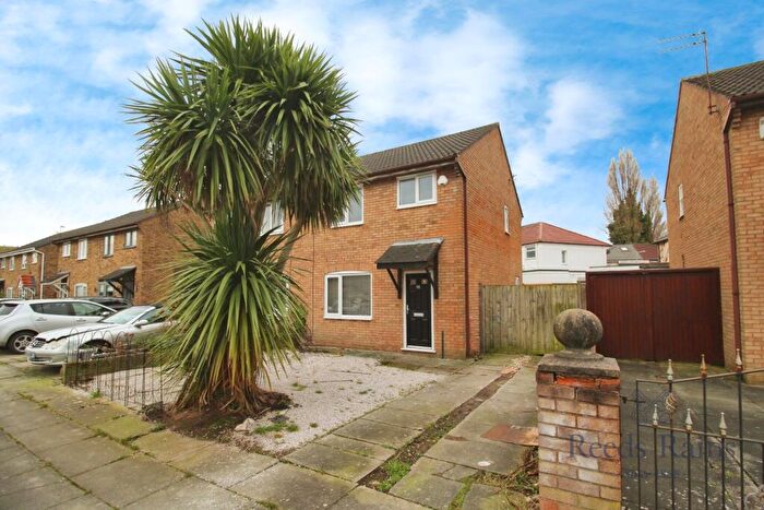 3 Bedroom Semi Detached House For Sale In Hebden Road, Liverpool, Merseyside, L11