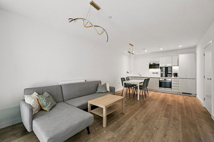 1 Bedroom Apartment To Rent In North Woolwich Road, London, E16