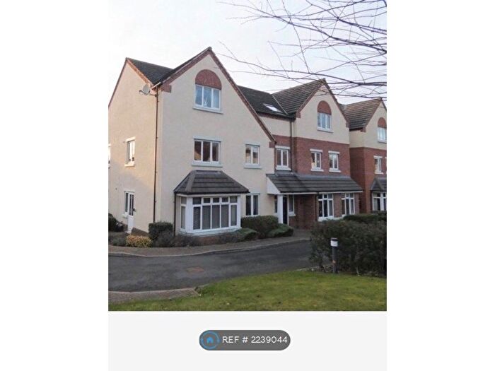 1 Bedroom Flat To Rent In Oakwood, Four Oaks, B74