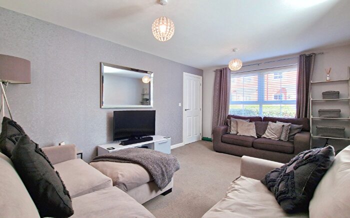 3 Bedroom End Of Terrace House For Sale In Compton Mead, Crowthorne, Berkshire, RG45