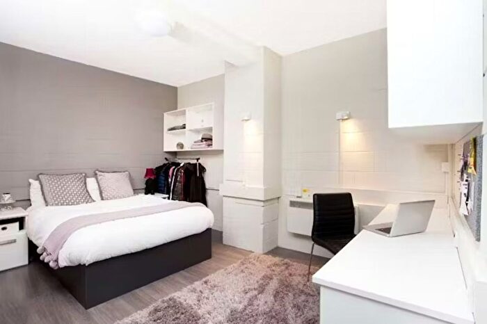 1 Bedroom Flat To Rent In Students - Spring Gardens, Spring Gardens, Aberdeen, AB25