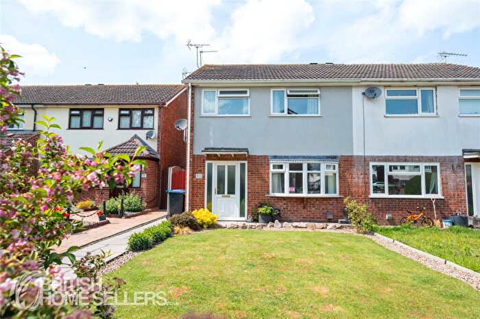 3 Bedroom Semi-Detached House For Sale In Cookes Drive, Broughton Astley, Leicester, Leicestershire, LE9