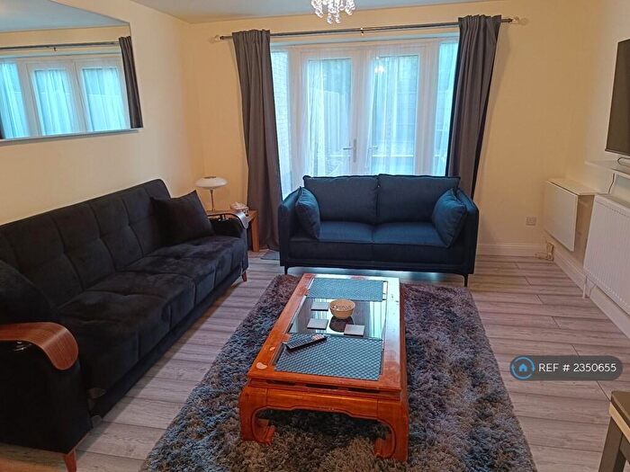 2 Bedroom Terraced House To Rent In Watsons Street, London, SE8