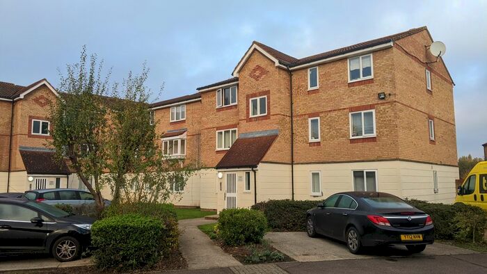 1 Bedroom Flat To Rent In Mullards Close, Mitcham, CR4