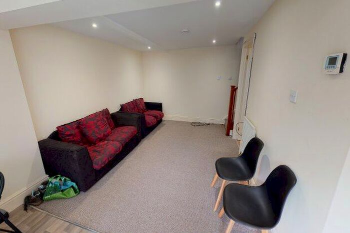 1 Bedroom Flat To Rent In Newland Street West, Lincoln, LN1