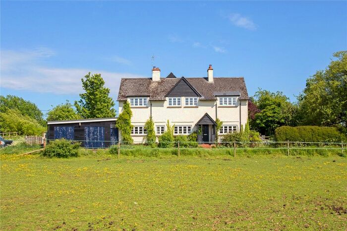 4 Bedroom Detached House To Rent In Warren Farm, Andover Road, Winchester, Hampshire, SO21