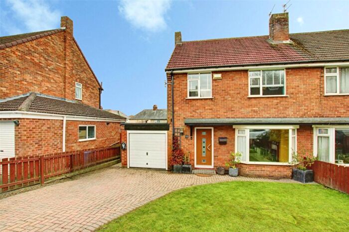 3 Bedroom Semi-Detached House For Sale In Westcott Drive, Durham, DH1
