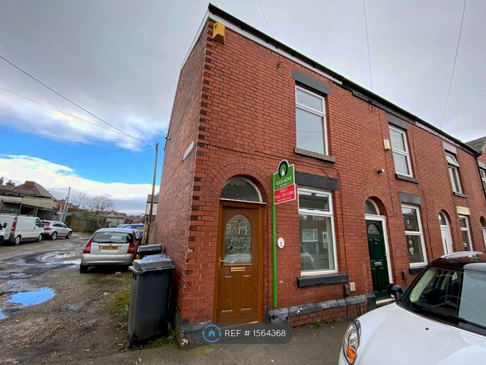 2 Bedroom Terraced House To Rent In Ruby Street, Denton, Manchester, M34