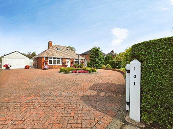 3 Bedroom Detached Bungalow For Sale In Park Lane, Knypersley, Stoke-On-Trent, ST8