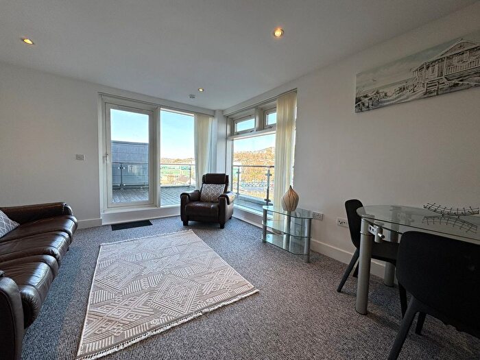 2 Bedroom Flat To Rent In Kings Road, Swansea, SA1