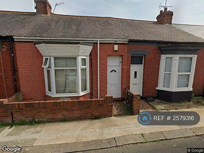 2 Bedroom Bungalow To Rent In Cairo Street, Sunderland, SR2