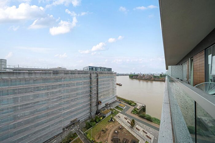 2 Bedroom Flat For Sale In Harrison Walk, London, SE10