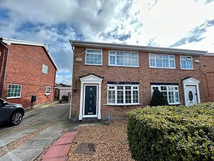 3 Bedroom House To Rent In Denny Close, Upton, CH49