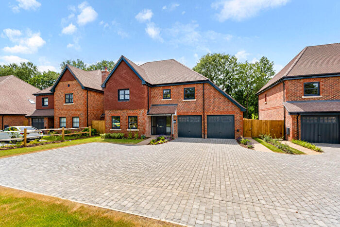 5 Bedroom Detached House For Sale In Oakland Grove, Ridgley Road, Godalming, GU8