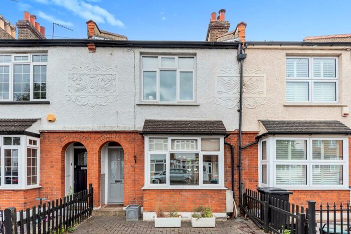 3 Bedroom Terraced House To Rent In Haywood Road Bromley, BR2