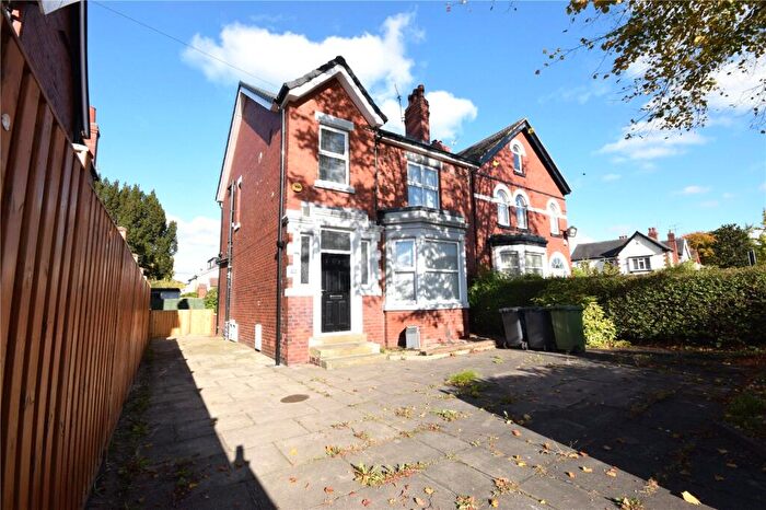 4 Bedroom Detached House For Sale In Austhorpe Road, Leeds, West Yorkshire, LS15