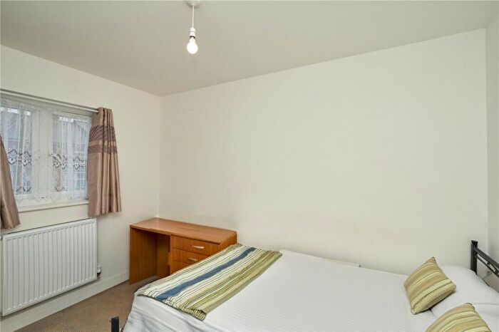 3 Bedroom End Of Terrace House For Sale In Horsebridge Hill, Newport, Isle Of Wight, PO30