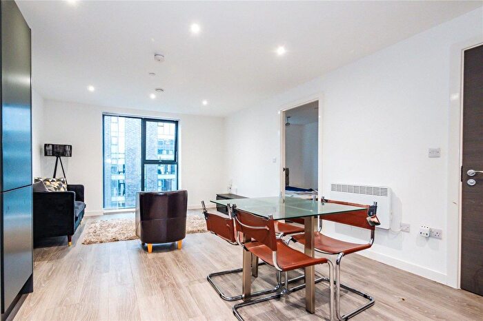2 Bedroom Flat To Rent In Downtown, Woden Street, Salford, M5