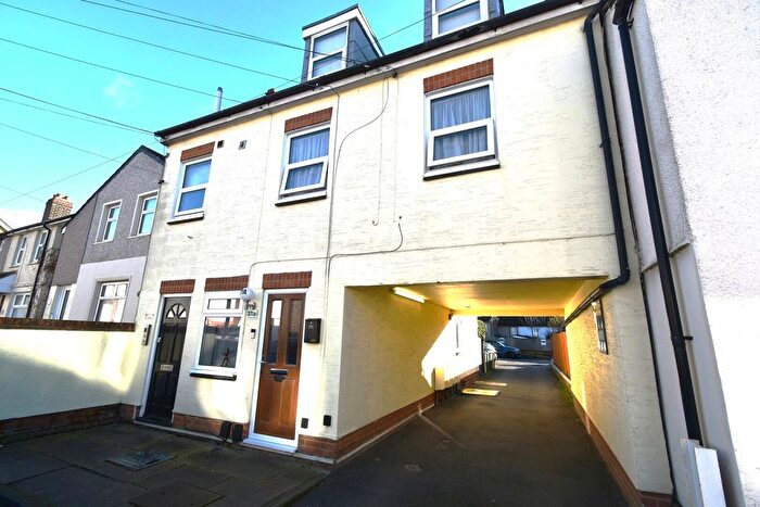 1 Bedroom Flat To Rent In Little Queen Street, Dartford, DA1