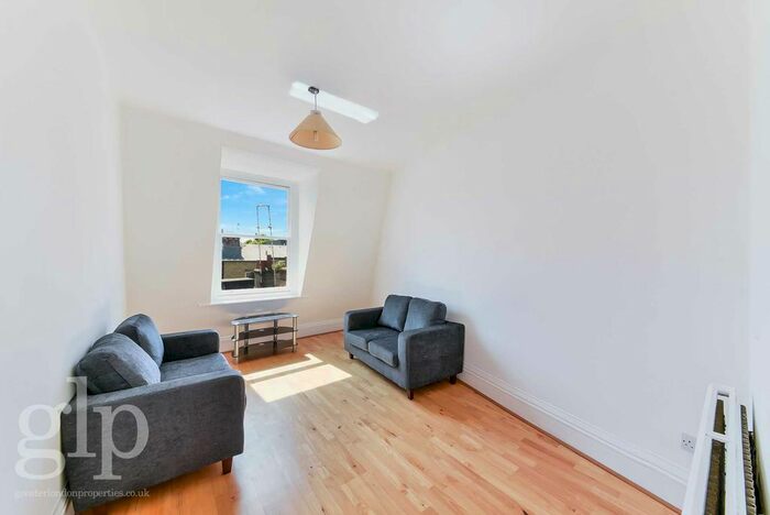 2 Bedroom Flat To Rent In Meard Street, Soho, W1F
