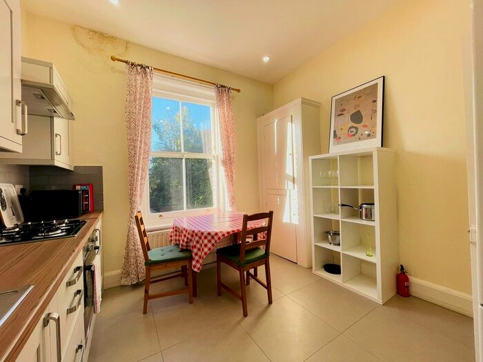 1 Bedroom Flat To Rent In Dartmouth Road, Willesden Green, NW2