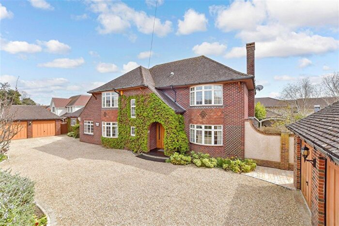 4 Bedroom Detached House For Sale In Northclose Road, Bembridge, Isle Of Wight, PO35
