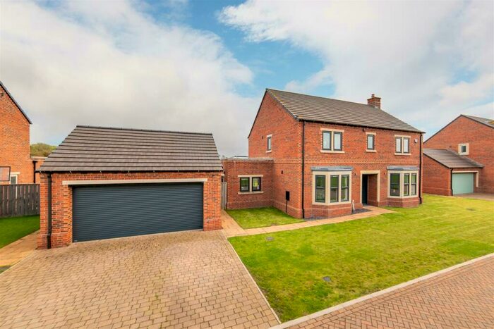 4 Bedroom Detached House For Sale In Field View, Medburn, Newcastle Upon Tyne, NE20