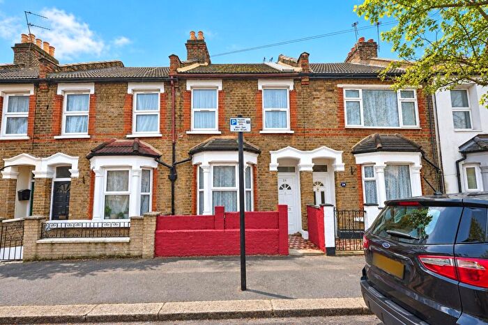 2 Bedroom Terraced House For Sale In Brock Road, London, E13