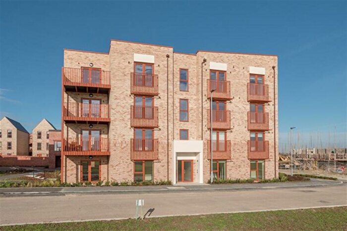 2 Bedroom Flat To Rent In Bedroom Property In Galton Road, Cambridge, CB3