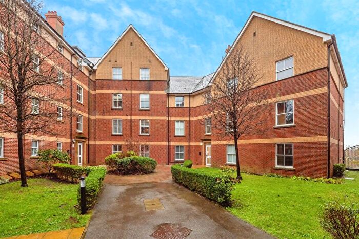 2 Bedroom Apartment For Sale In Barrack Road, Dorchester, DT1