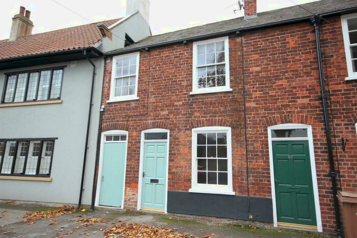 2 Bedroom House To Rent In Molescroft Road, Beverley, HU17