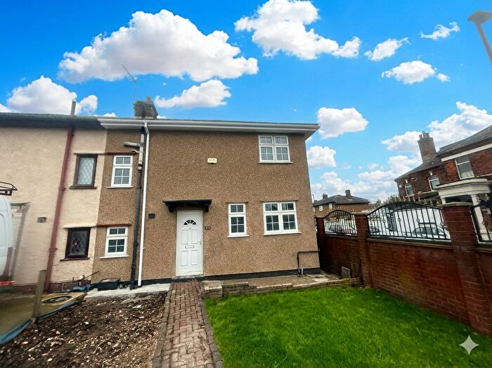 3 Bedroom Semi Detached House To Rent In Southbury Road, Enfield, EN3