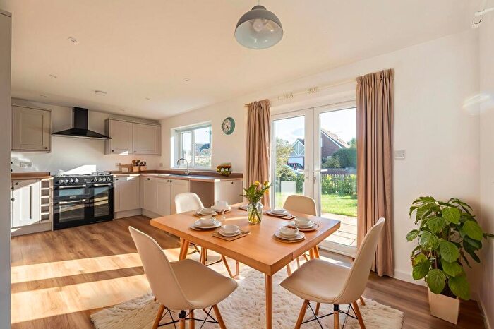 4 Bedroom Terraced Bungalow For Sale In Ringsfield Road, Beccles, NR34