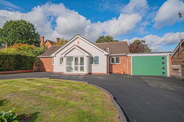3 Bedroom Detached Bungalow For Sale In Clyde Road, Dorridge, B93
