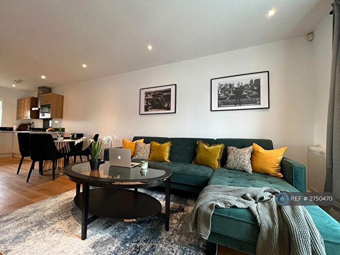 1 Bedroom Flat To Rent In East Road, Welling, DA16