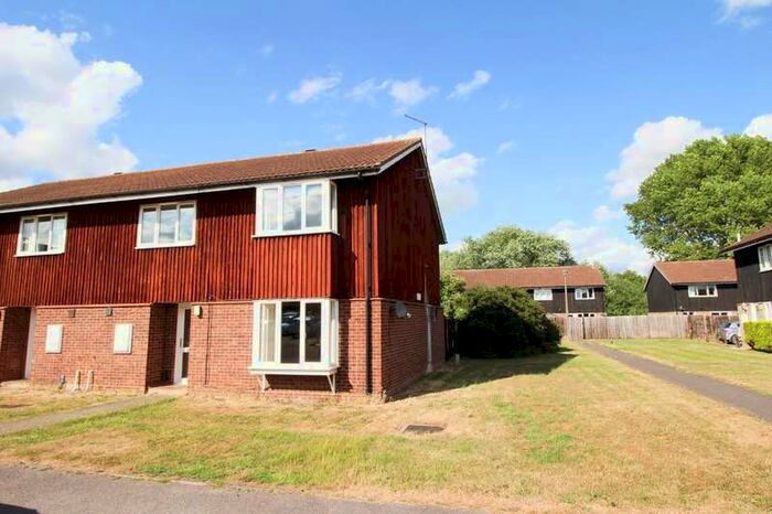 4 Bedroom End Of Terrace House To Rent In Waterloo Close, Newmarket -, CB8