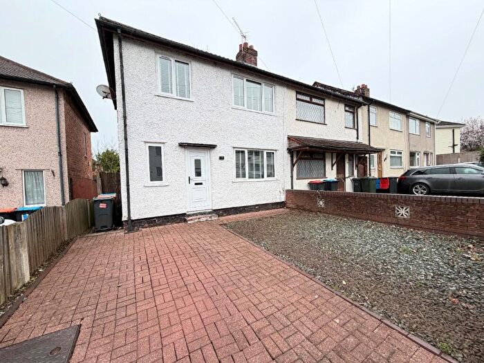 3 Bedroom End Of Terrace House For Sale In Brook Road, Great Sutton, CH66