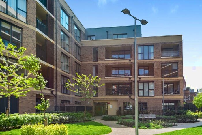 2 Bedroom Flat To Rent In Scena Way Camberwell, SE5