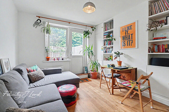 2 Bedroom Flat To Rent In Benworth Street, London, E3