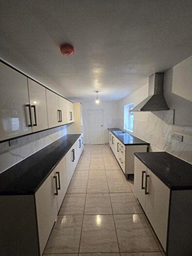 4 Bedroom Terraced House To Rent In Greswolde Road, Birmingham, West Midlands, B11