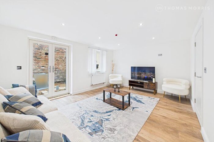 3 Bedroom End Of Terrace House For Sale In Whitburn Cottage, Windmill Row, St. Neots, Cambridgeshire, PE19