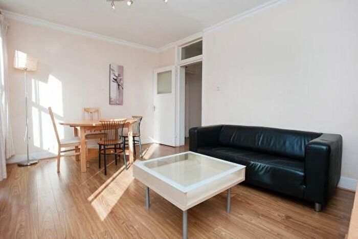 2 Bedroom Flat To Rent In Gloucester Place, Marylebone, London, NW1
