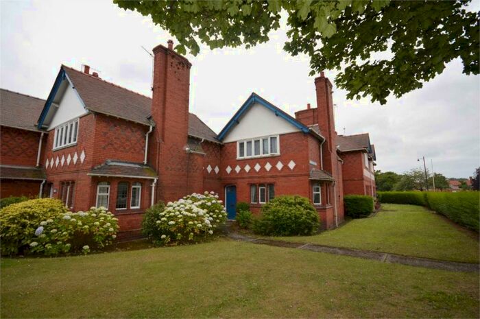 3 Bedroom End Of Terrace House To Rent In Boundary Road, Port Sunlight, CH62