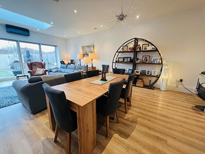 5 Bedroom Town House To Rent In Officers Gardens, Royal Clarence Marina, PO12