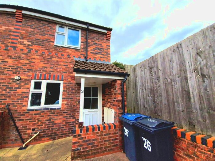 2 Bedroom End Of Terrace House To Rent In Fairfax Drive, Northfield, Birmingham, B31
