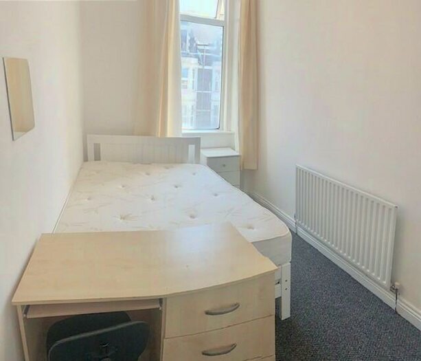 2 Bedroom Apartment To Rent In Glynrhondda Street, Cardiff(City), CF24