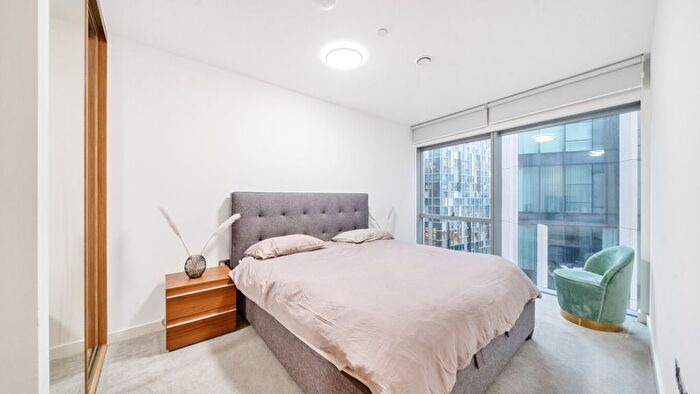 1 Bedroom Flat For Sale In Cutter Lane, Greenwich, SE10